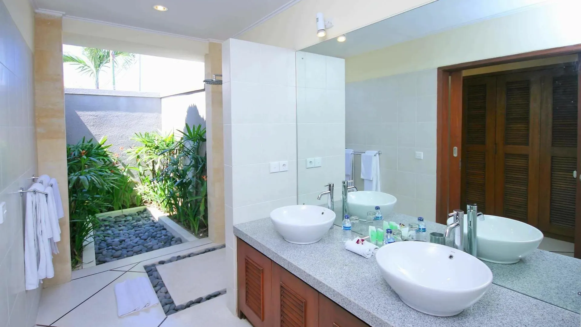 Villa Alam Seminyak  Indonesia